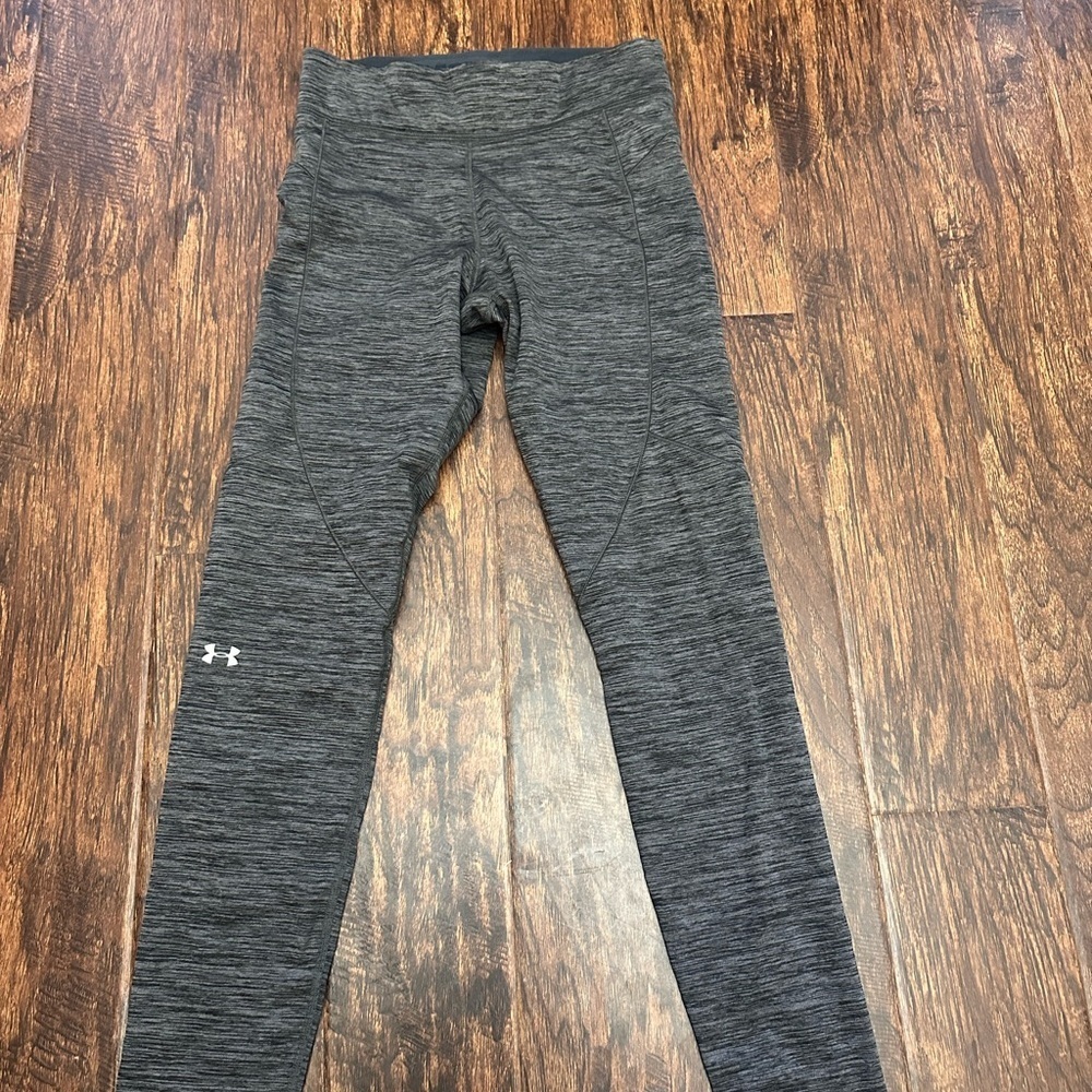 Under Armour Heather Gray Leggings‎